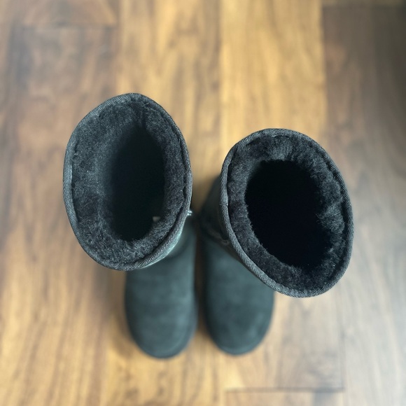 UGG NEW Women’s Black Classic Tall II Boot size US 7 - Picture 5 of 8